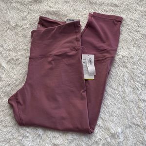 ON Women’s Active 7/8 Ankle Leggings